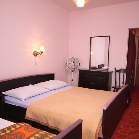 Apartments And Rooms By The Sea Sucuraj, Hvar - 4029 Cameră foto
